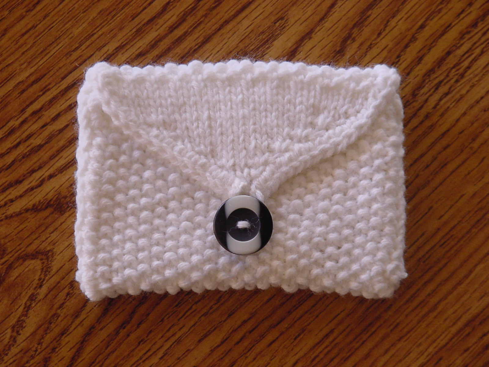 Knitted gift pouch - August 2009